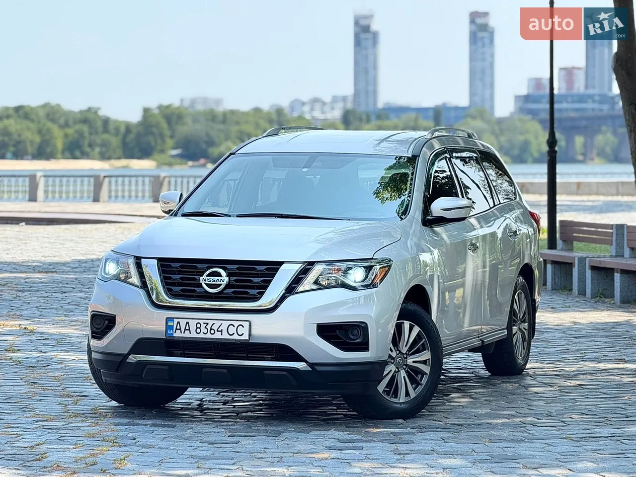 2018 Nissan Pathfinder - мініатюра 28