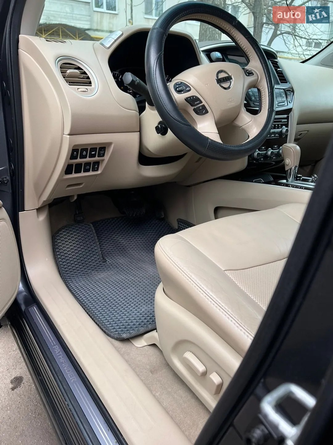 2013 Nissan Pathfinder - мініатюра 11