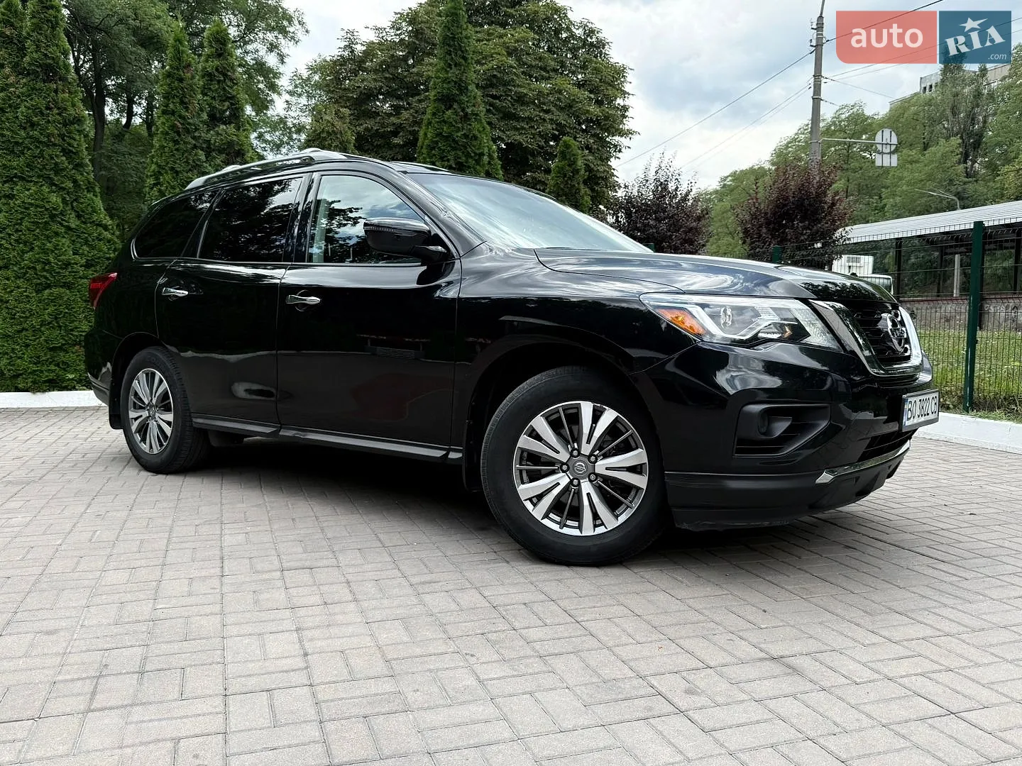 2019 Nissan Pathfinder - мініатюра 2