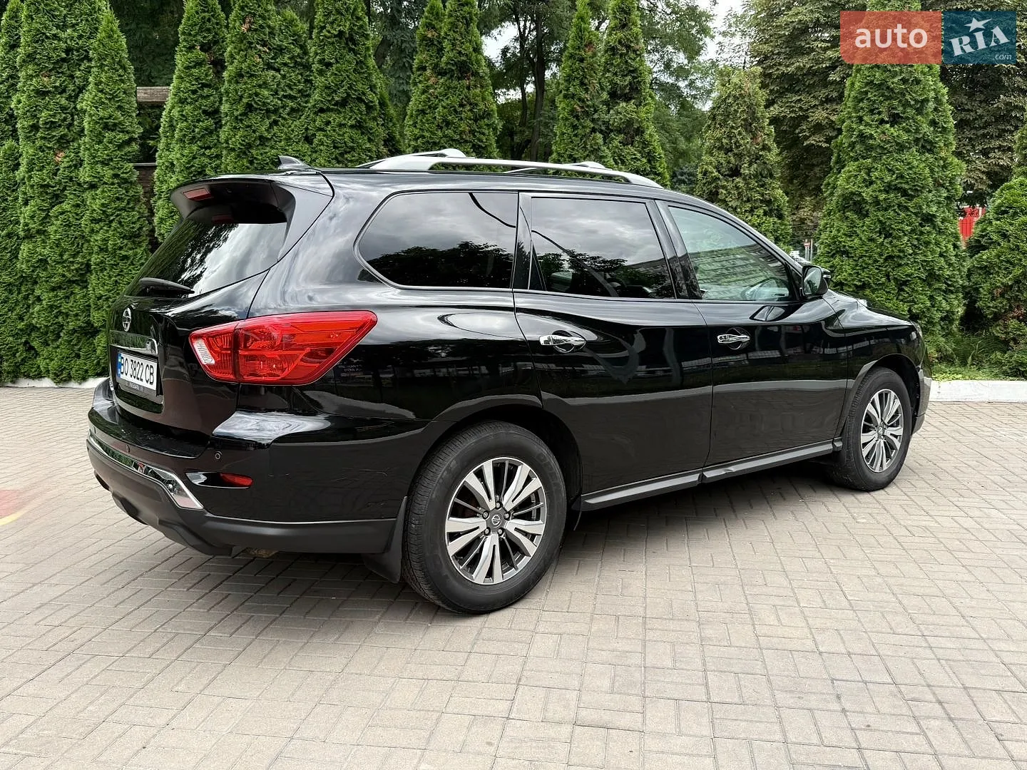 2019 Nissan Pathfinder - мініатюра 16