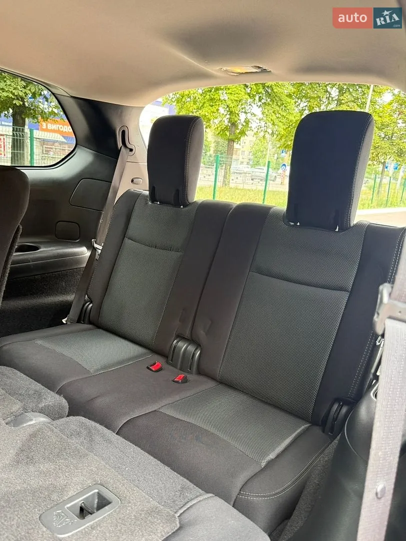2019 Nissan Pathfinder - мініатюра 38