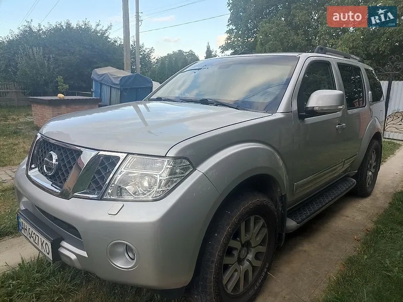 Nissan Pathfinder 2010