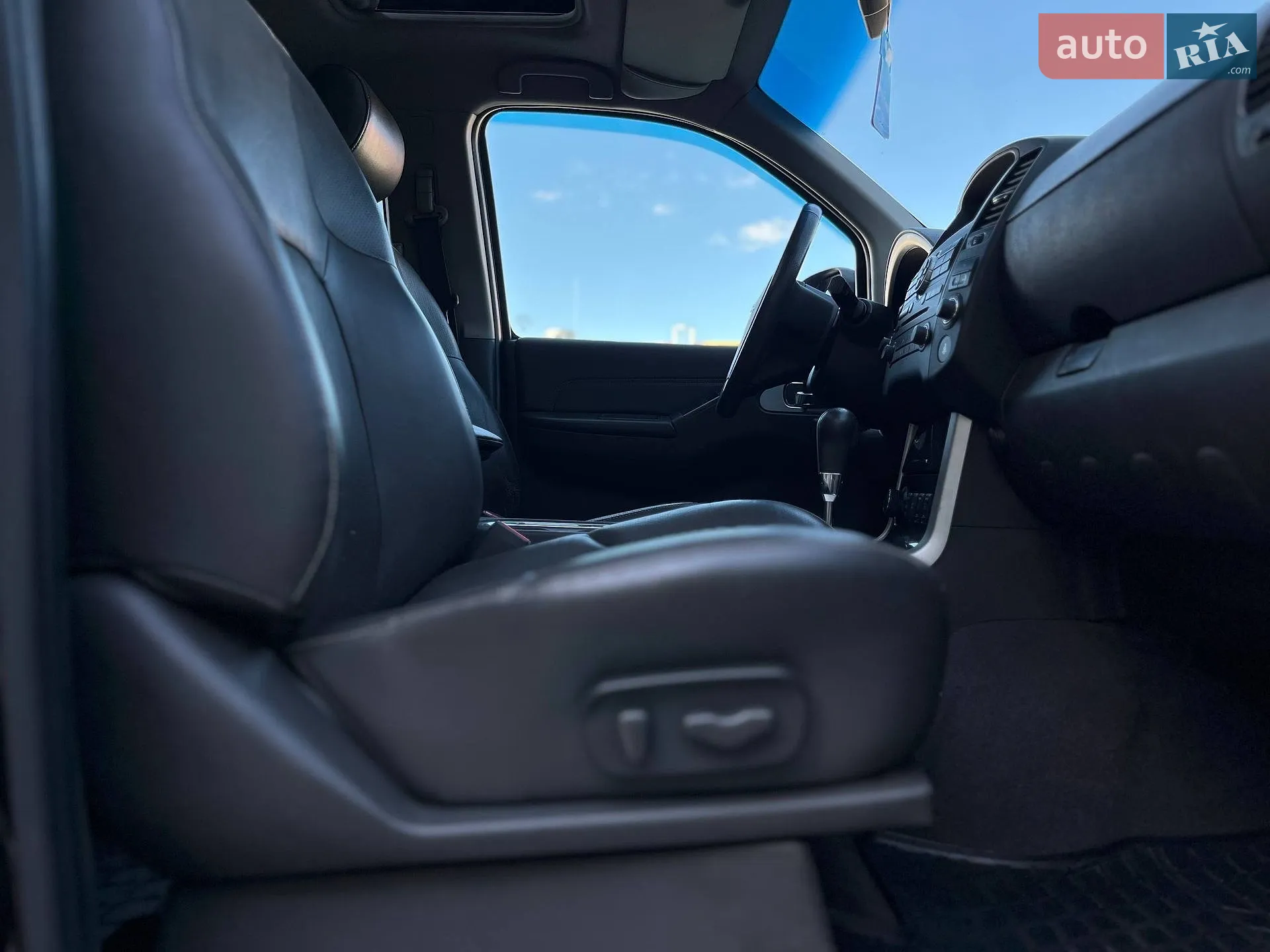 2014 Nissan Pathfinder - мініатюра 30