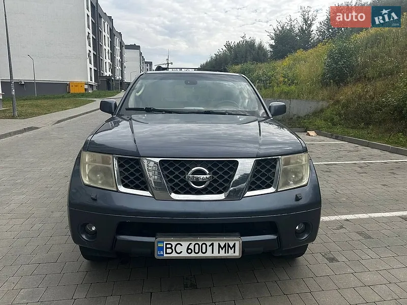 Nissan Pathfinder 2005