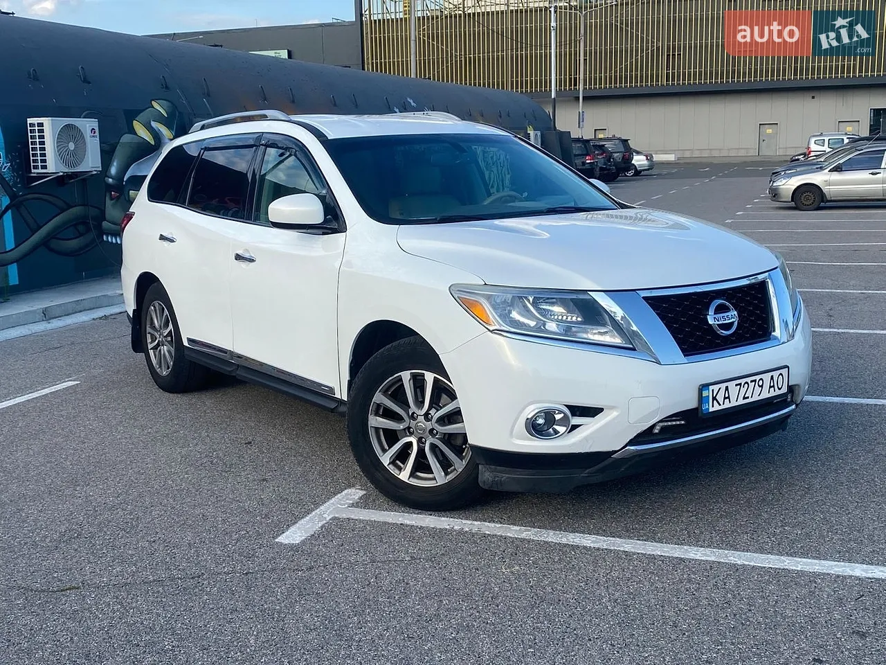 2012 Nissan Pathfinder - мініатюра 28