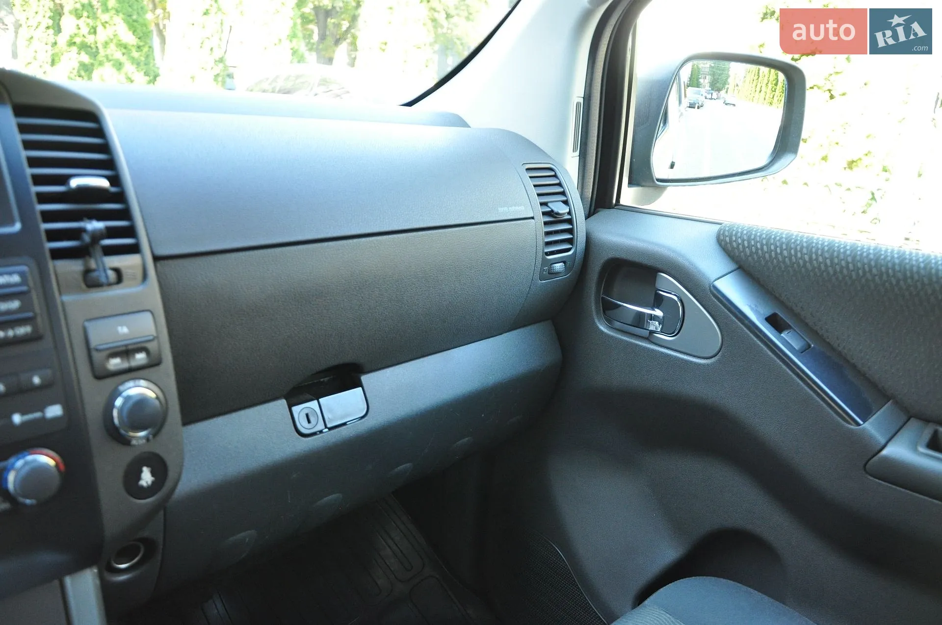 2011 Nissan Pathfinder - мініатюра 42