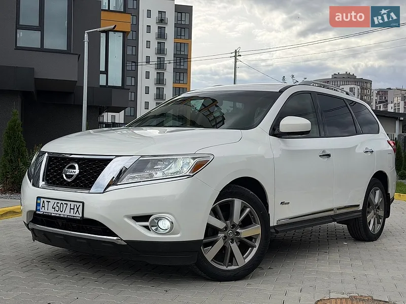 Nissan Pathfinder 2013