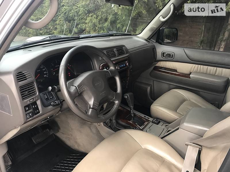 Внедорожник / Кроссовер Nissan Patrol 2002 в Ивано-Франковске