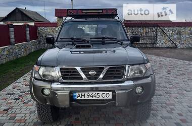 Внедорожник / Кроссовер Nissan Patrol 2001 в Житомире