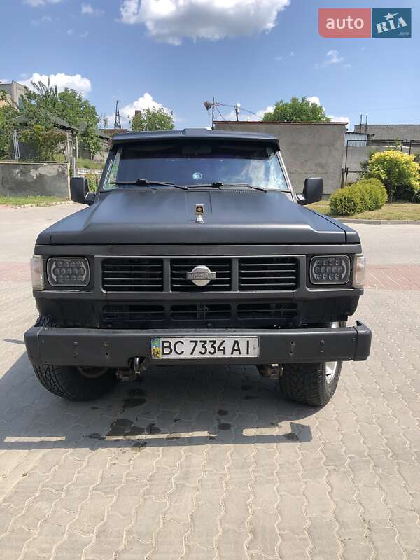 Nissan Patrol 1989