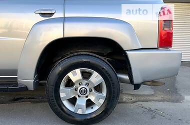 Позашляховик / Кросовер Nissan Patrol 2004 в 