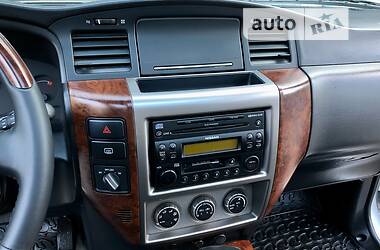 Позашляховик / Кросовер Nissan Patrol 2004 в 