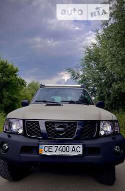 Внедорожник / Кроссовер Nissan Patrol 2005 в Черновцах