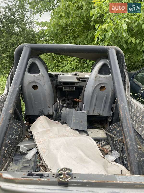 Позашляховик / Кросовер Nissan Patrol 1991 в Івано-Франківську