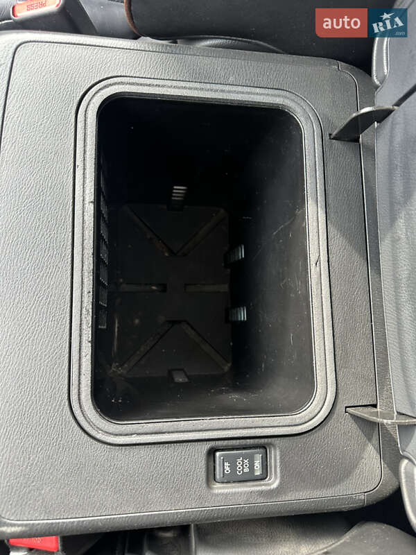 Внедорожник / Кроссовер Nissan Patrol 2011 в Киеве