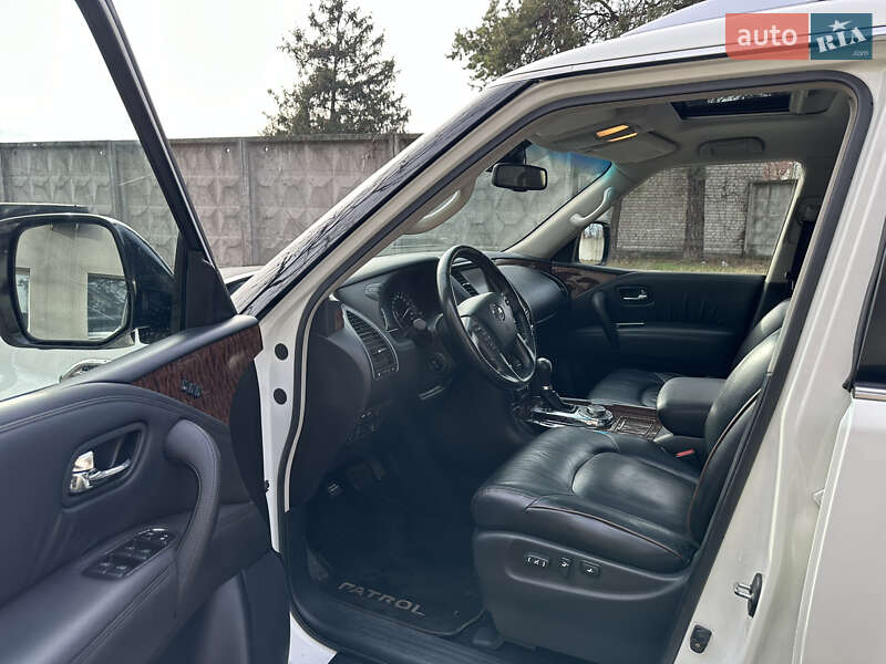 Внедорожник / Кроссовер Nissan Patrol 2011 в Киеве