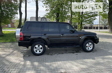 Внедорожник / Кроссовер Nissan Patrol 2006 в Черновцах