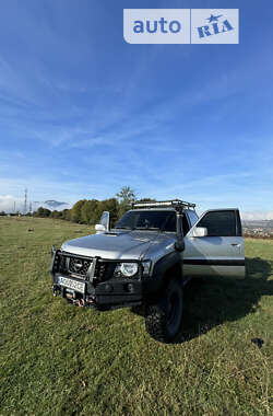 Позашляховик / Кросовер Nissan Patrol 2005 в Тячеві