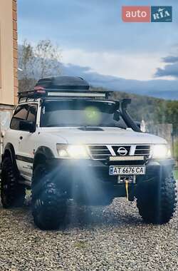 Позашляховик / Кросовер Nissan Patrol 1998 в Яремчі