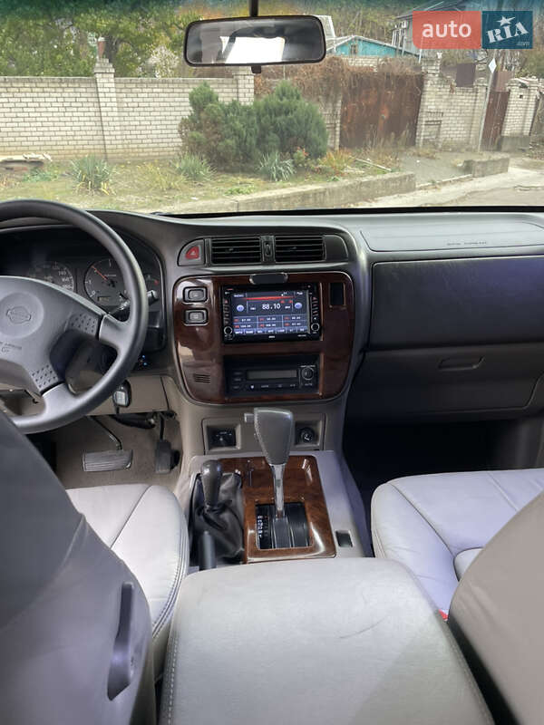 Позашляховик / Кросовер Nissan Patrol 1998 в Миколаєві