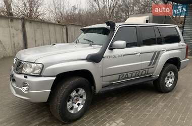 Внедорожник / Кроссовер Nissan Patrol 2008 в Ровно