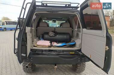 Внедорожник / Кроссовер Nissan Patrol 2004 в 