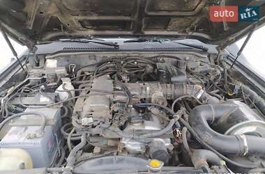 Внедорожник / Кроссовер Nissan Patrol 2004 в 