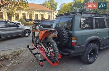 Внедорожник / Кроссовер Nissan Patrol 1998 в 
