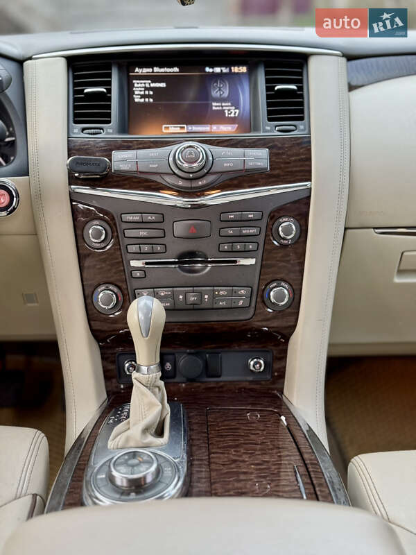 Позашляховик / Кросовер Nissan Patrol 2011 в Києві