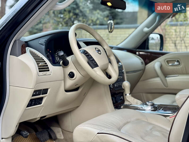 Позашляховик / Кросовер Nissan Patrol 2011 в Києві