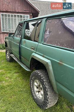 Позашляховик / Кросовер Nissan Patrol 1988 в 