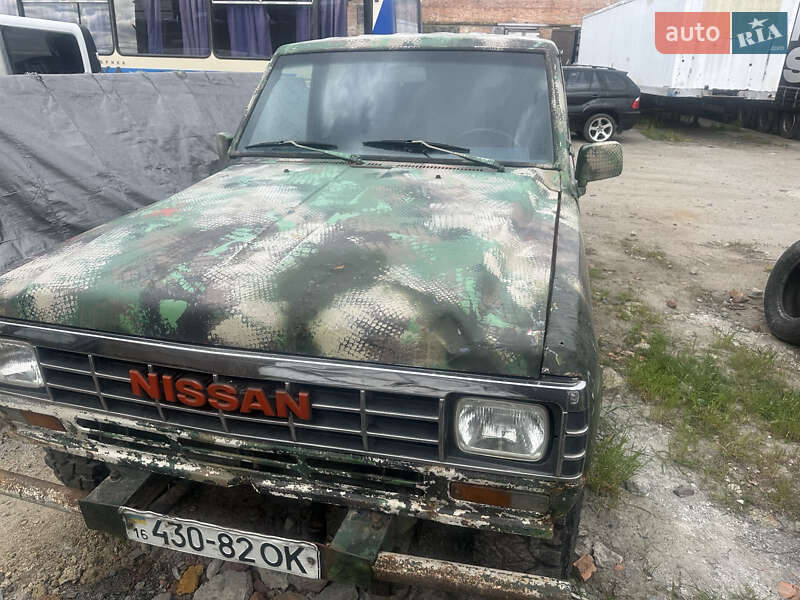 Позашляховик / Кросовер Nissan Patrol 1985 в 