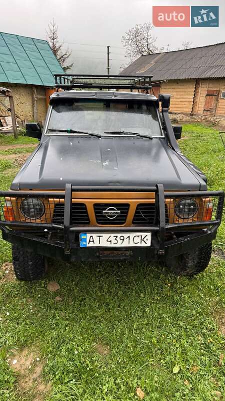 Позашляховик / Кросовер Nissan Patrol 1992 в Івано-Франківську