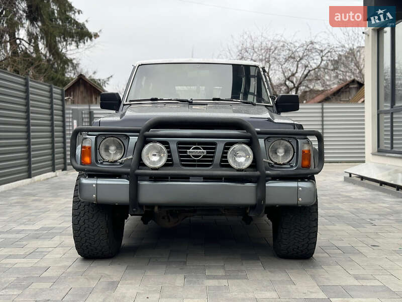 Позашляховик / Кросовер Nissan Patrol 1996 в Києві