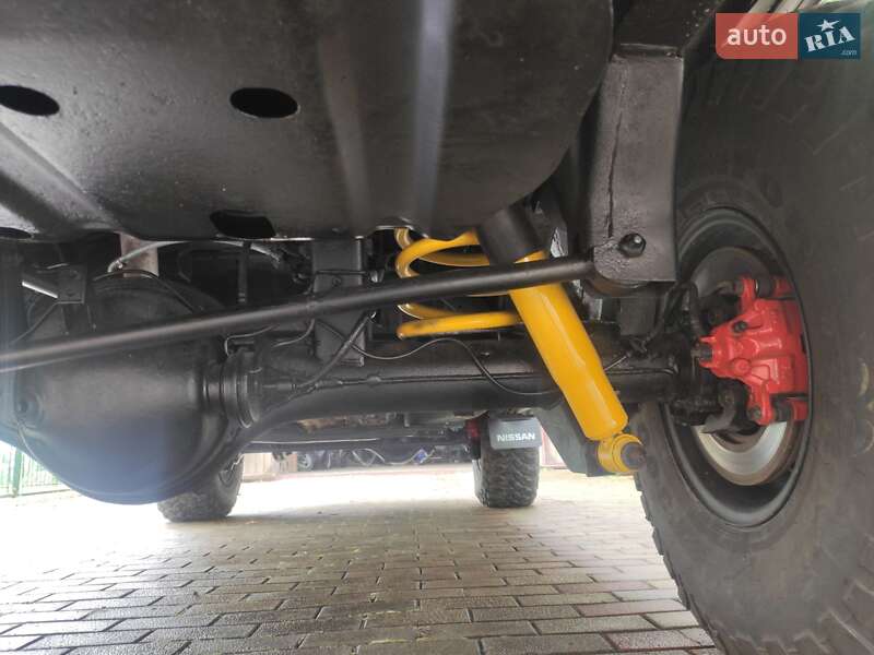Внедорожник / Кроссовер Nissan Patrol 2000 в Ивано-Франковске