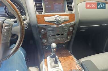 Позашляховик / Кросовер Nissan Patrol 2013 в 
