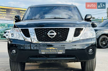 Позашляховик / Кросовер Nissan Patrol 2013 в 