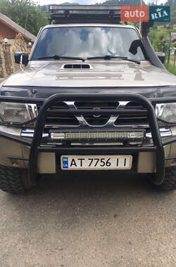Внедорожник / Кроссовер Nissan Patrol 2002 в Верховине