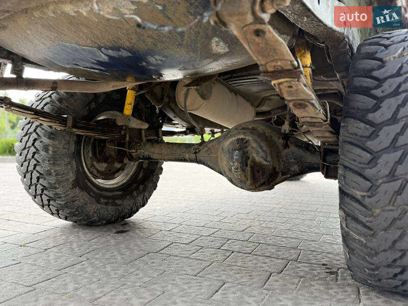 Позашляховик / Кросовер Nissan Patrol 1985 в Дрогобичі