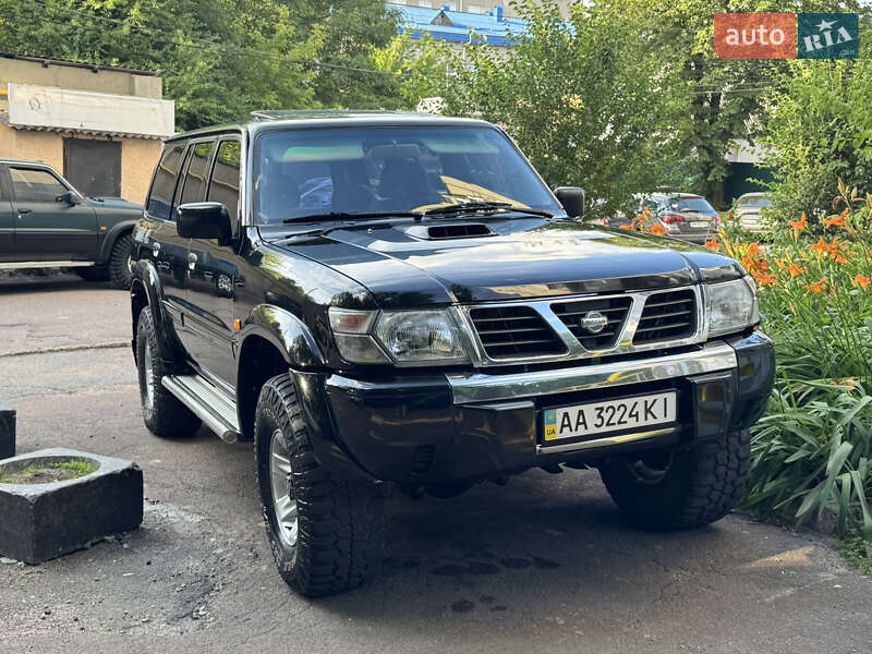 Nissan Patrol 2000