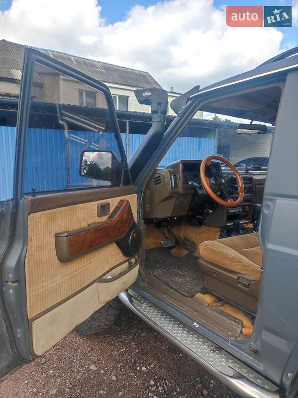 Внедорожник / Кроссовер Nissan Patrol 1996 в Житомире