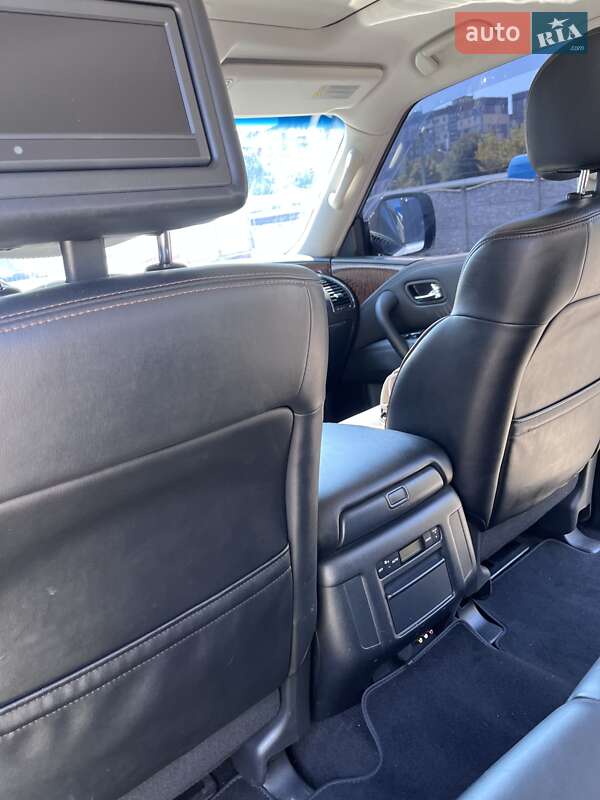Внедорожник / Кроссовер Nissan Patrol 2011 в Днепре