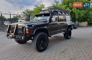 Позашляховик / Кросовер Nissan Patrol 1995 в Івано-Франківську