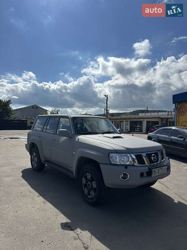 Внедорожник / Кроссовер Nissan Patrol 2005 в Львове фото 9 Внедорожник / Кроссовер Nissan Patrol 2005 в Львове