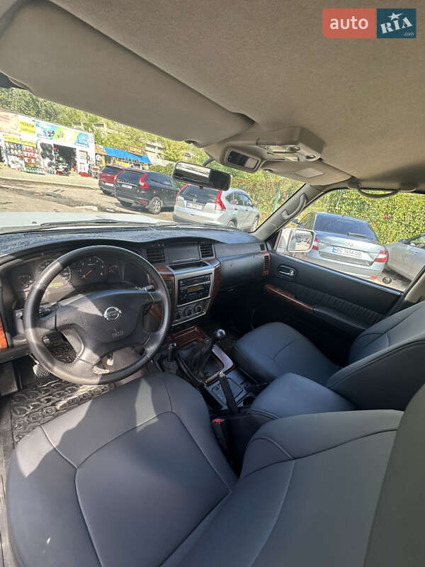 Внедорожник / Кроссовер Nissan Patrol 2005 в Львове фото 13 Внедорожник / Кроссовер Nissan Patrol 2005 в Львове
