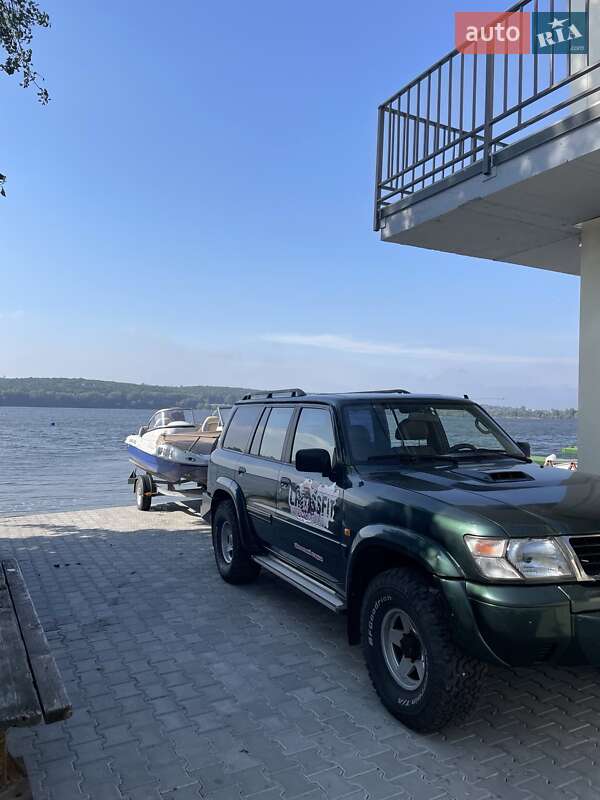 Позашляховик / Кросовер Nissan Patrol 2001 в Тернополі