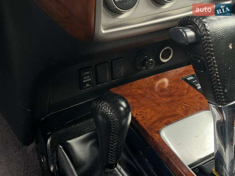 Позашляховик / Кросовер Nissan Patrol 2009 в Львові