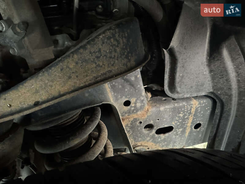 Позашляховик / Кросовер Nissan Patrol 2010 в Стрию