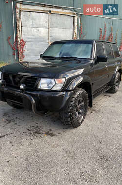 Внедорожник / Кроссовер Nissan Patrol 2003 в  Внедорожник / Кроссовер Nissan Patrol 2003 в