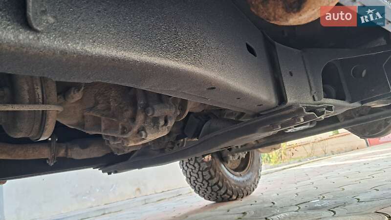 Внедорожник / Кроссовер Nissan Patrol 1992 в Надворной